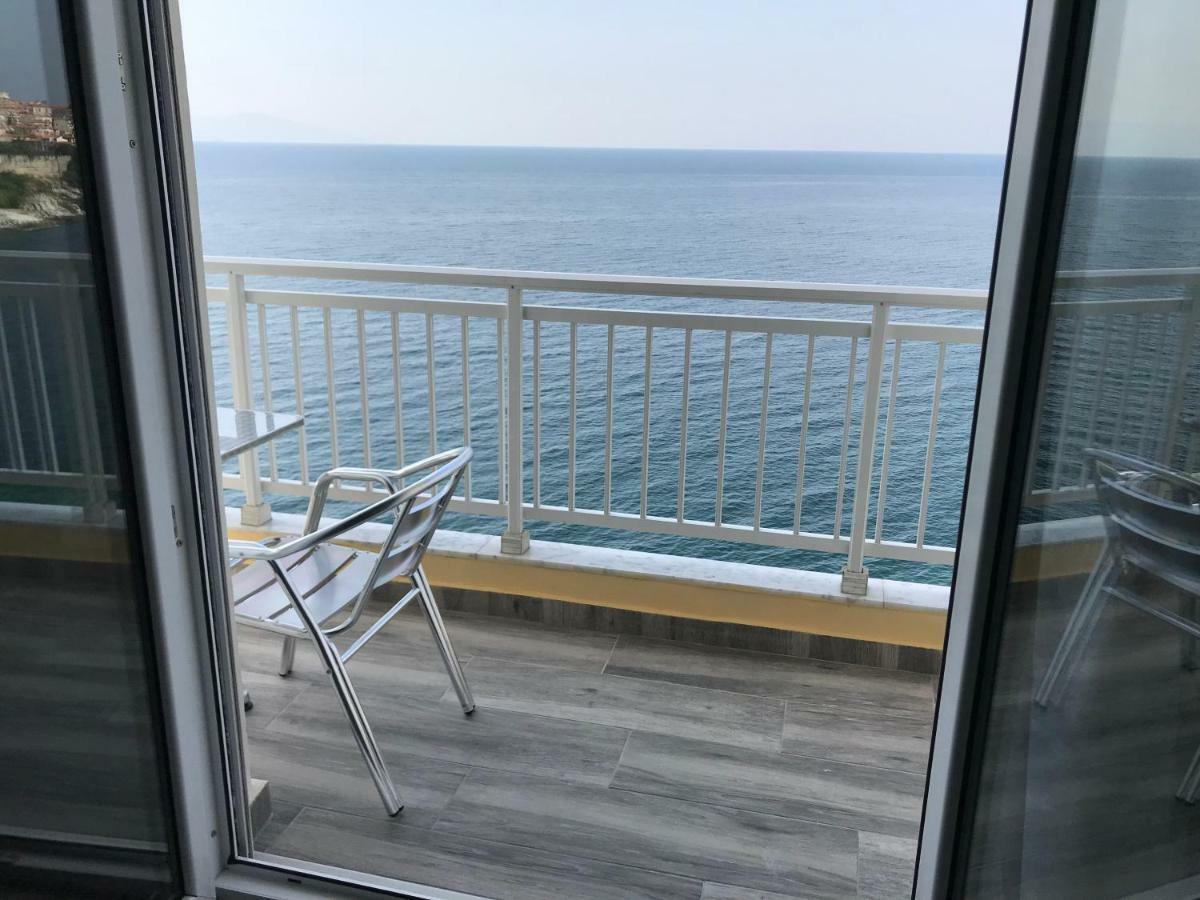 Sea And Sun Appartment Kavala Exteriör bild